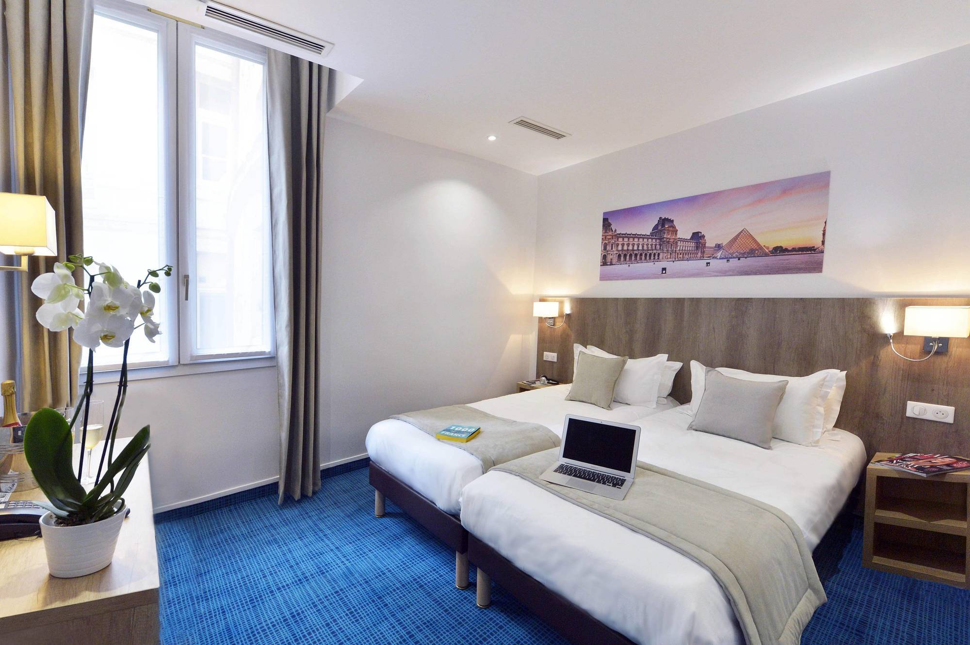 Eugénie 3* Paris